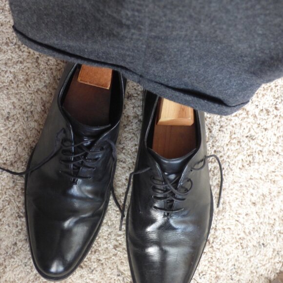 Cole Haan Black Laceups Whole-cut Leather Construction - Picture 2 of 12